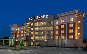 Courtyard Houston Kingwood 3*