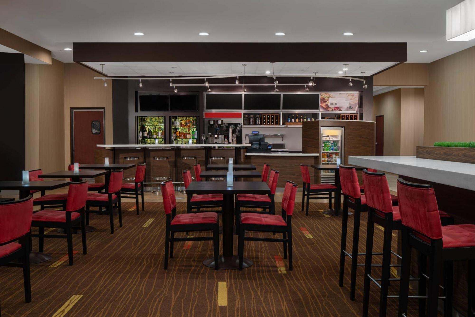 Courtyard By Marriott Houston Kingwood Hotel Kinwood Exterior photo