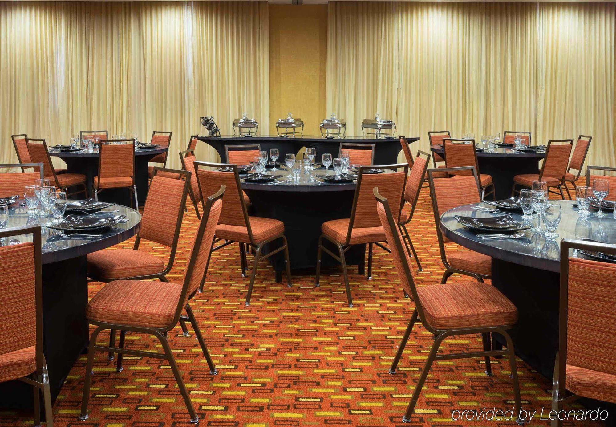 Courtyard By Marriott Houston Kingwood Hotel Kinwood Exterior photo